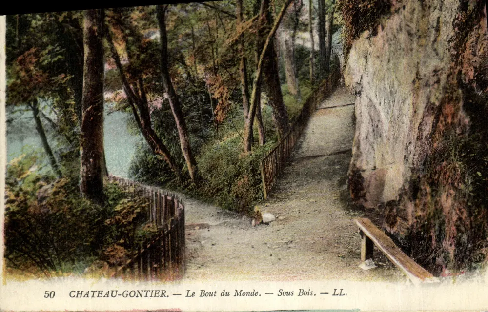 Château-Gaontier — Das Ende der Welt — Unter den Bäumen — LL. - Vorderseite