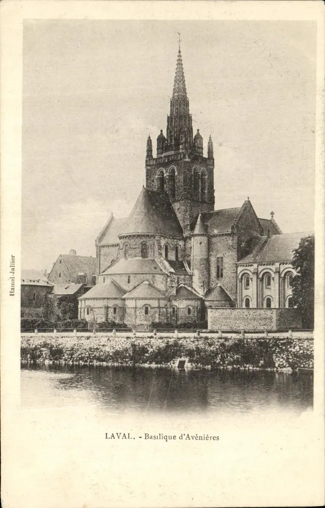 Laval - Basílica de Avénières — Editor Hanol-Jallier - Frente