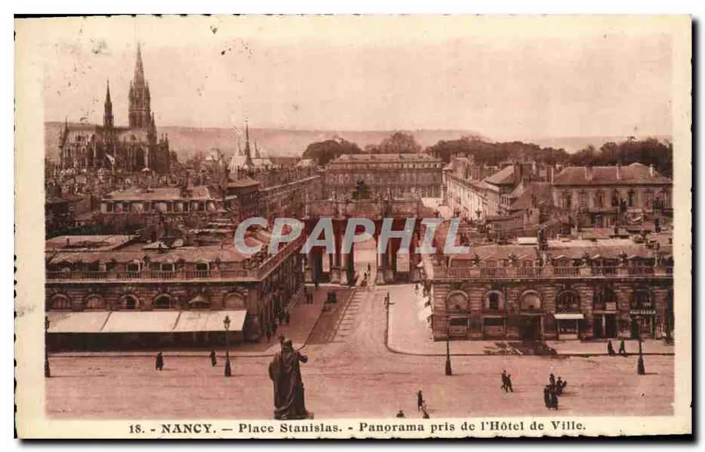 NANCY — Place Stanislas — Panorama vom Rathaus aus - Vorderseite