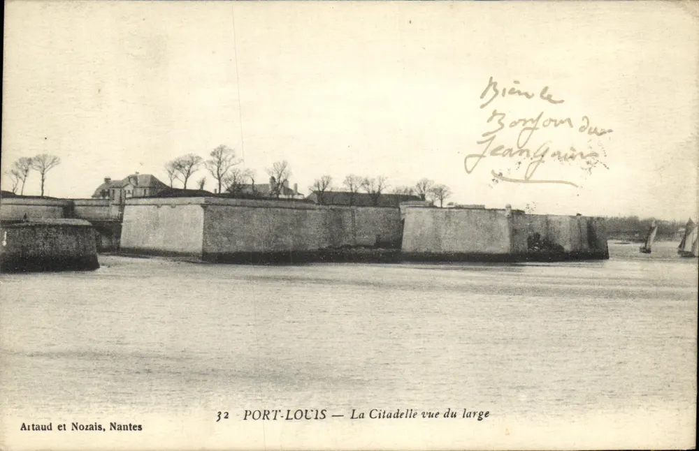 Port-Louis — Citadel aus der Ferne gesehen — Artaud et Nozais, Nantes, Nr. 32 - Vorderseite