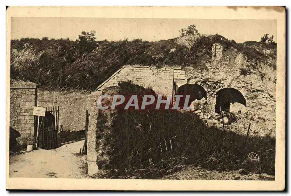 Forte de Tavannes — Ossuário de Douaumont — 1916 - Frente