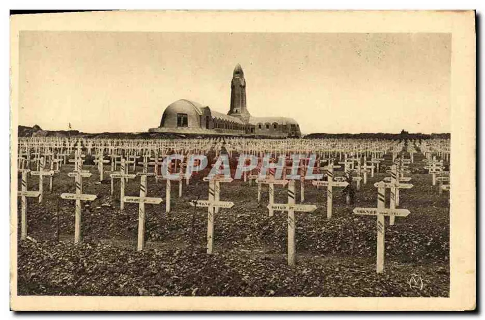 Nationalfriedhof und Ossuar von Douaumont — Meuse — Photo-Werburg - Vorderseite