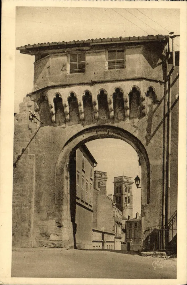 Verdun — Porta Châtel ou Porta Champenoise — Edição d'Art Photo Verdun - Frente