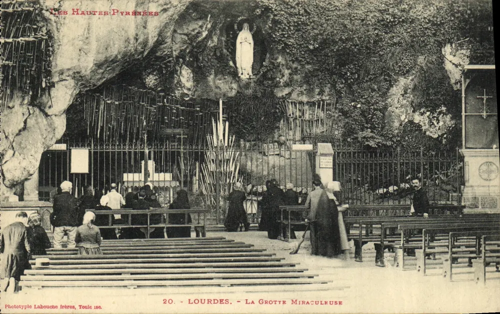 Lourdes — A Grotte Miraculeuse — Phototype Labouche frères, Toulouse - Frente