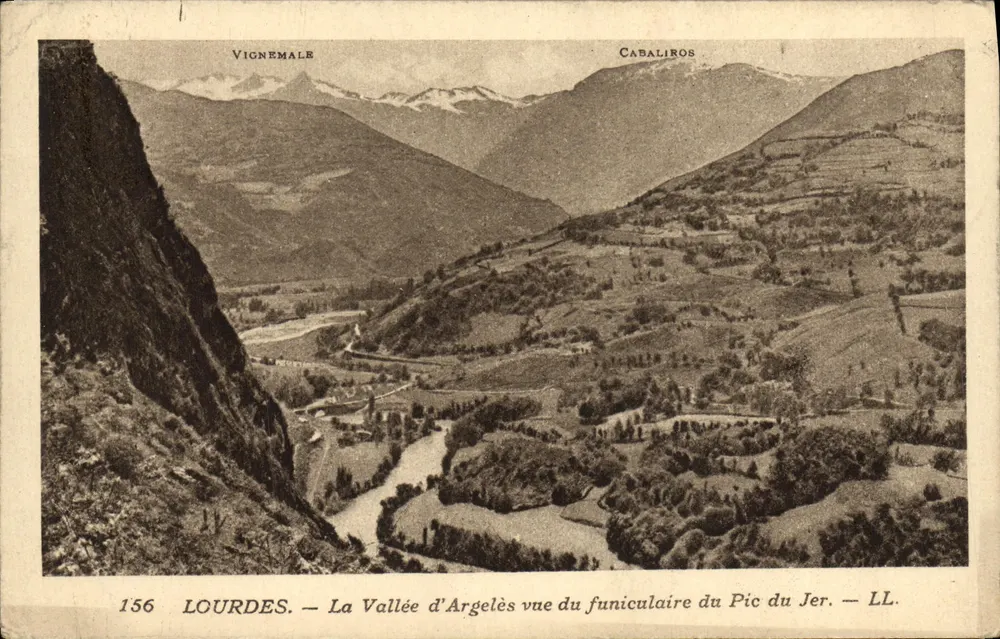 Lourdes — Die Schlucht von Argelès aus der Sicht der Seilbahn des Pic du Jer — LL. — N° 156 - Vorderseite