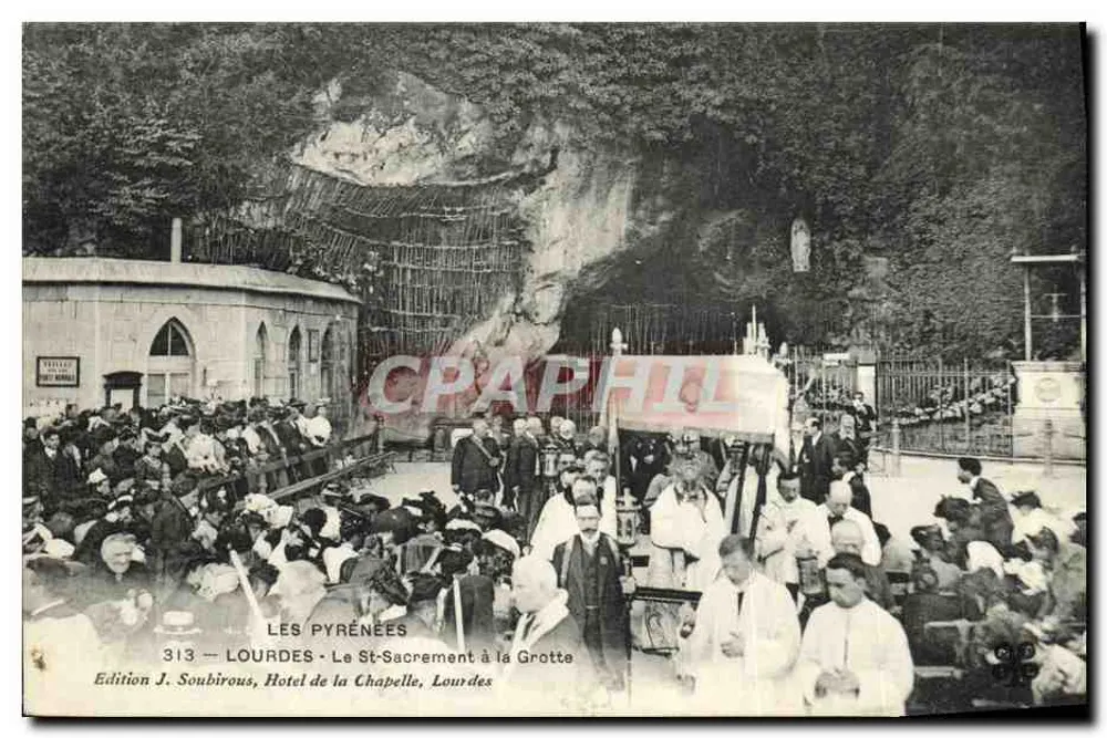 Lourdes — La Santa Eucaristía en la Gruta — Edición J. Soubirous, Hotel de la Chapelle, Lourdes - Anverso