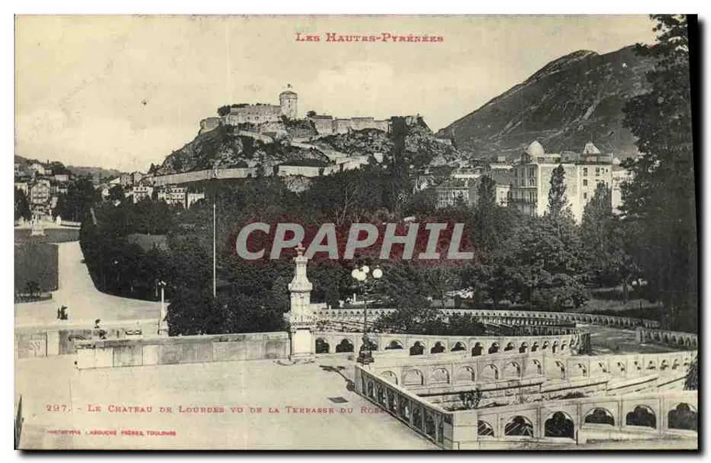 O Castelo de Louhudes visto da Terrasse do Rei — As Altas Pirineus — Editor Labouche, Toulouse, n° 297 - Frente