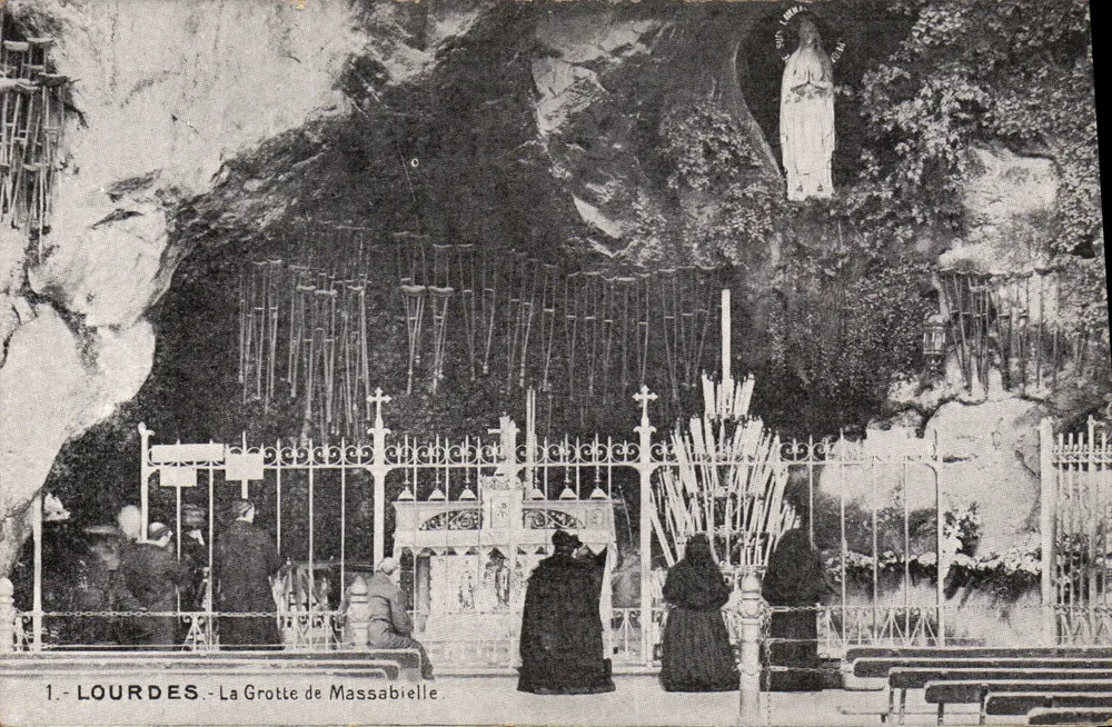 Lourdes - A Gruta de Massabielle — editor não visível, n° de série 1 - Frente