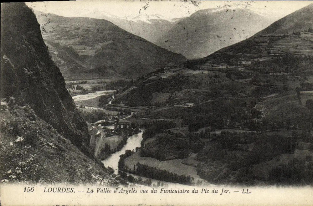Lourdes — Aussicht auf die Vallée d'Argelès vom Pic du Jer Funicular — LL. — Nr. 156 - Vorderseite
