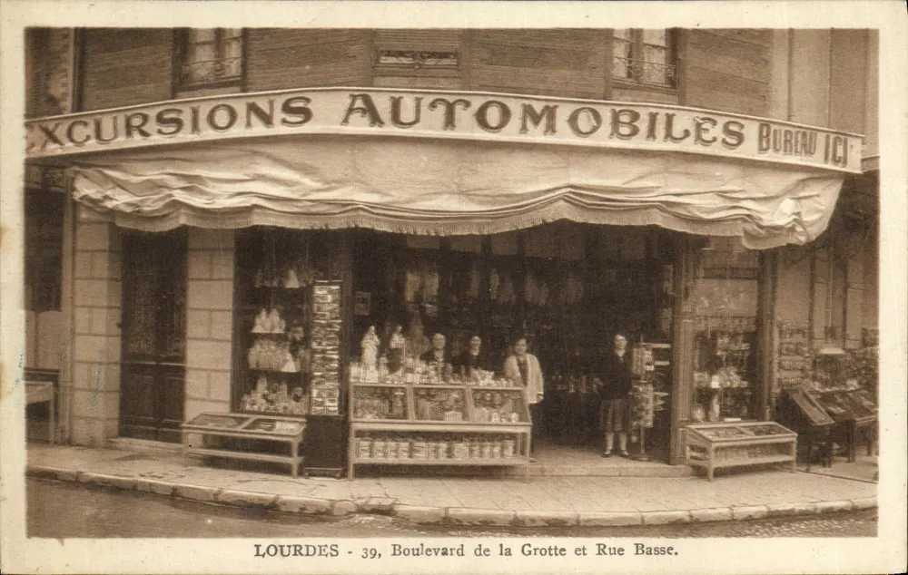 Lourdes - 39, Boulevard de la Grotte und Rue Basse — Excursions Automobiles Bureau Hier - Vorderseite