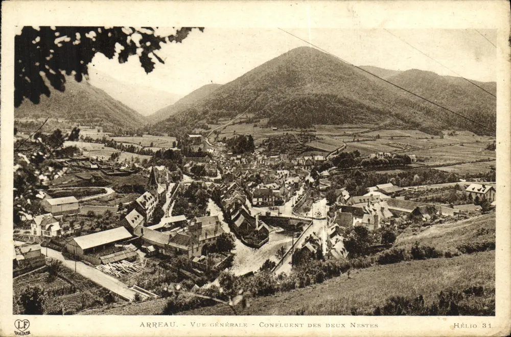Arreau — Vue générale — Confluent des deux Nestes — Hélio 31 - Vorderseite