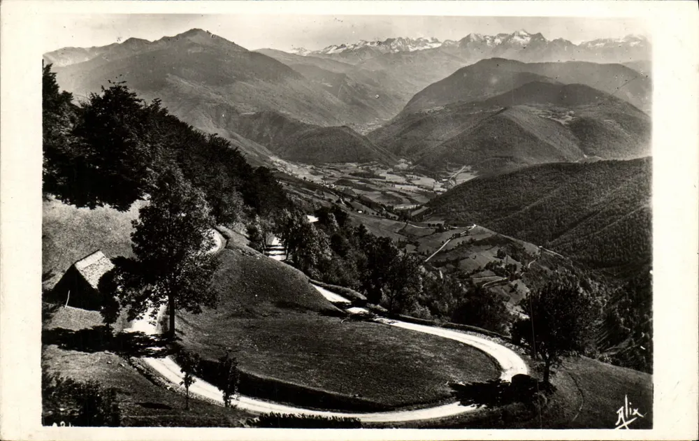 Os Pirineus — Col d'Aspin — Éd. ALIX - Frente