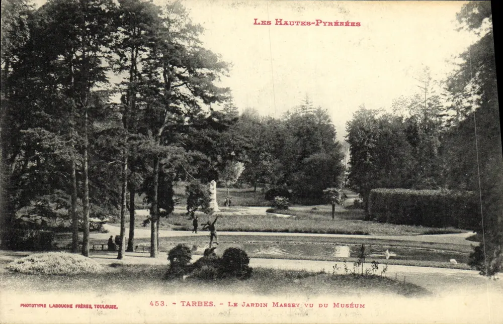 Tarbes - Der Massey-Garten vom Museum aus gesehen — Phototypie Labouche Frères, Toulouse, n°453 - Vorderseite