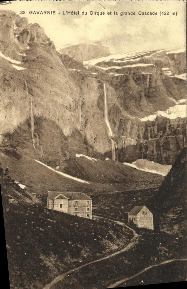 Gavarnie - L'Hôtel du Cirque et la grande Cascade (422 m) — Éditeur : Hôtel du Cirque et du Pont-de-Neige, Gavarnie - Vorderseite