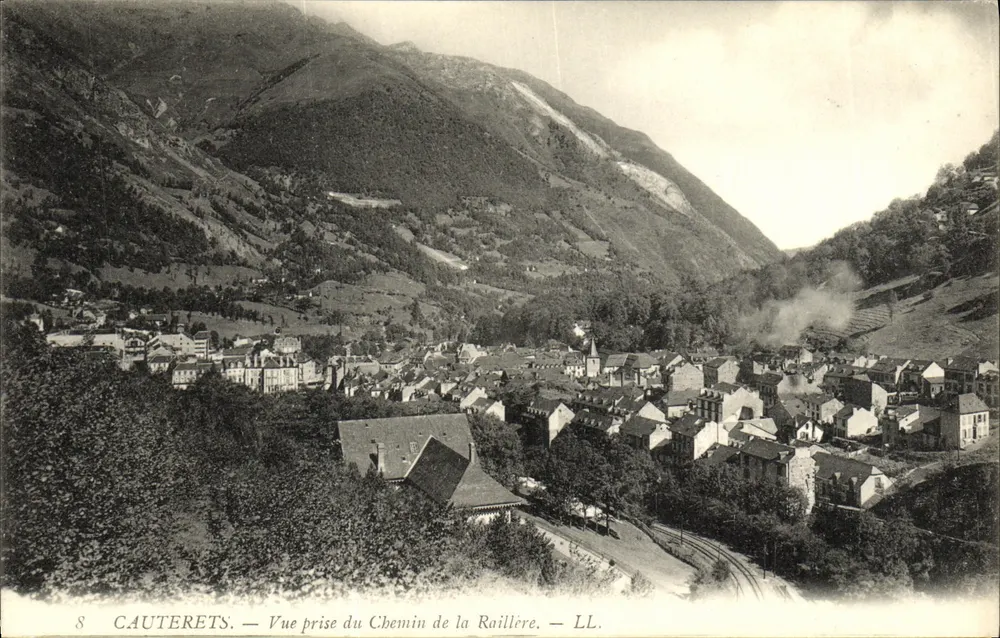 Cauterets — Ansicht vom Chemin de la Raillère — LL. — Nr. 8 - Vorderseite