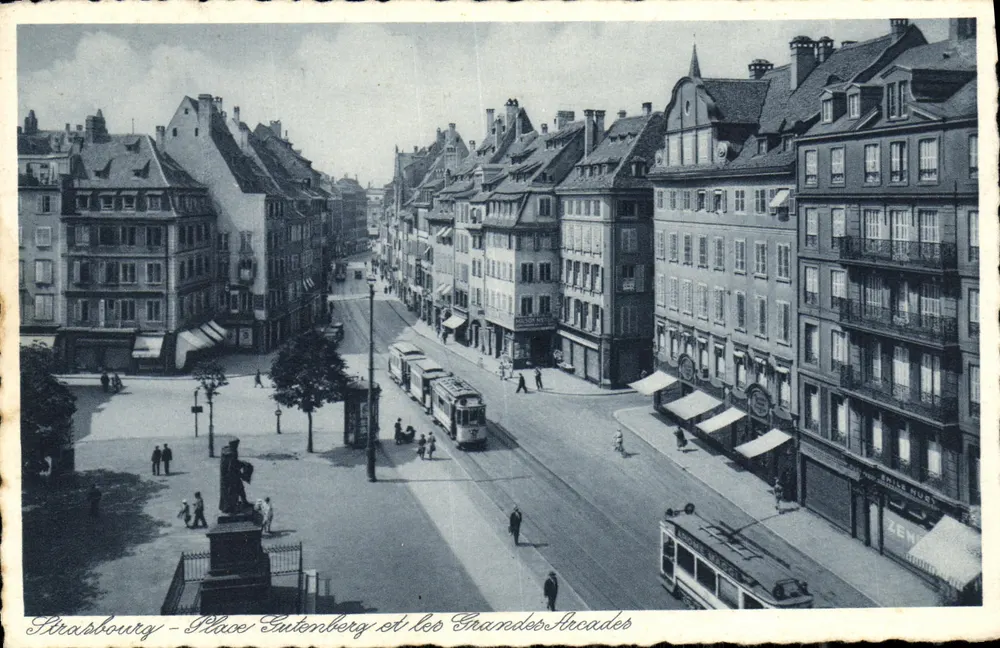 Straßburg - Place Gutenberg und die Grandes Arcades — Taverne du Grand Kléber, Grandes Arcades - Vorderseite