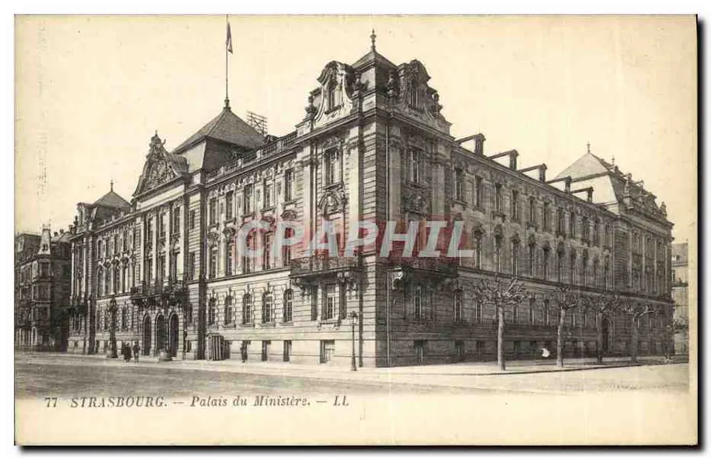 Strasbourg — Palácio do Ministério — LL - Frente