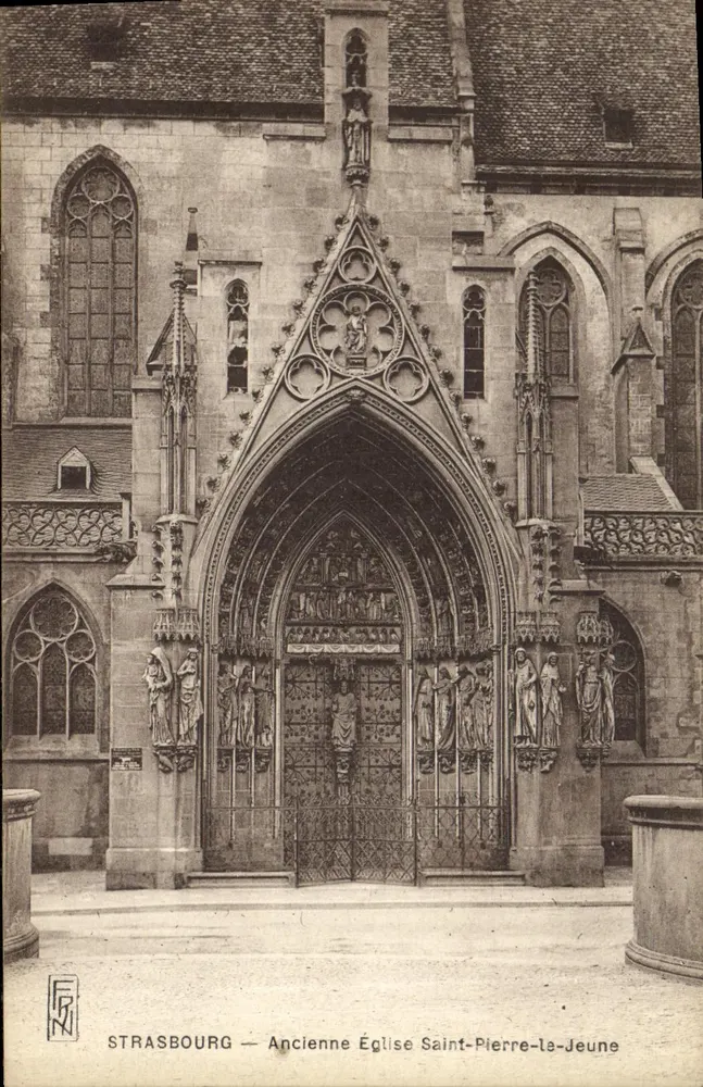 Strasbourg — Alte Kirche Saint-Pierre-le-Jeune — Verlag R.N. (R. N. / R. N. Strasbourg) - Vorderseite