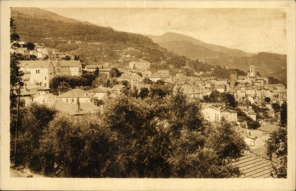 Magagnosc — Vista da cidade — Edição J. Montcâtre, Grasse, n° 6643 - Frente
