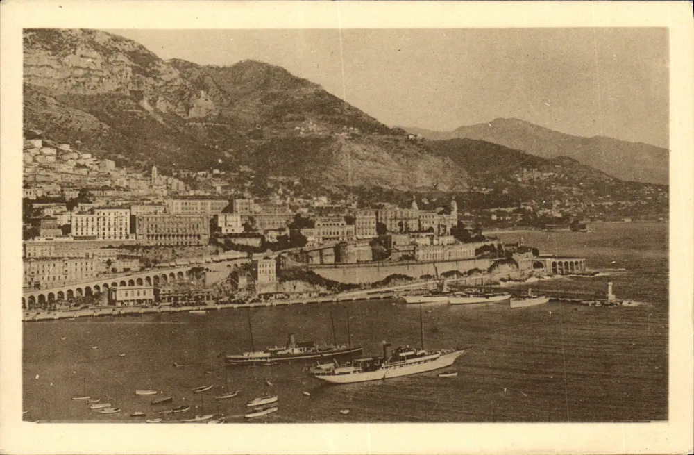 Vista de Beaulieu-sur-Mer — Monte-Carlo — Editor E. Dauphin, n°405 - Frente
