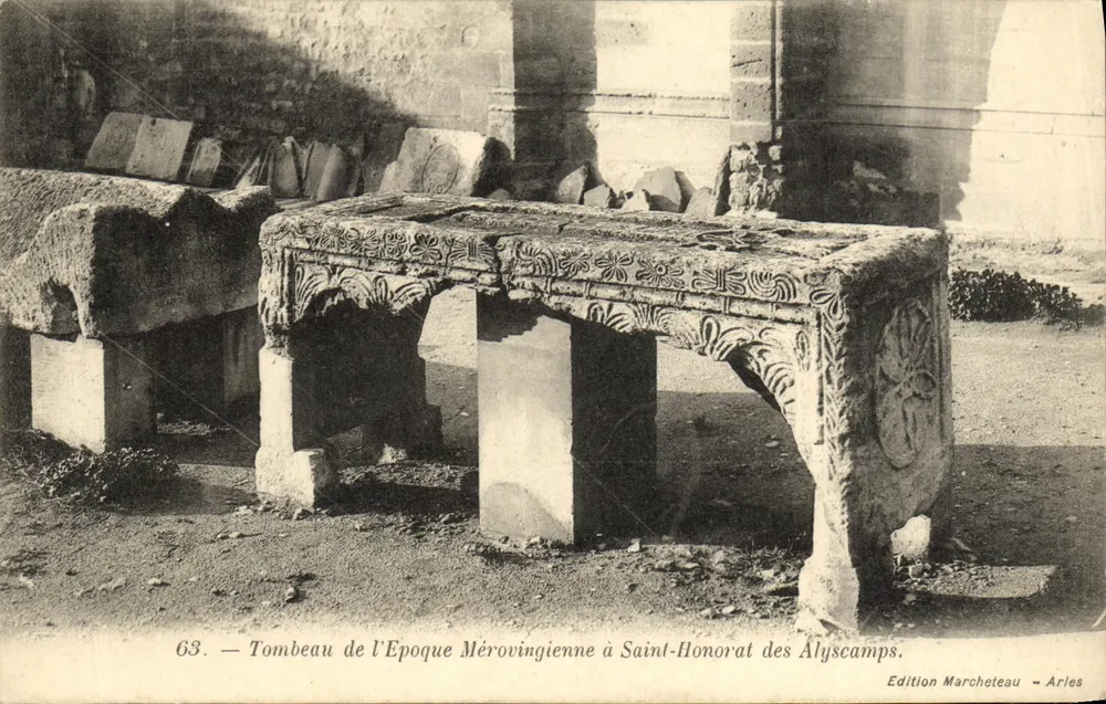 Grab der Merowingerzeit in Saint-Honorat des Alyscamps — Edition Marcheteau - Arles - Vorderseite