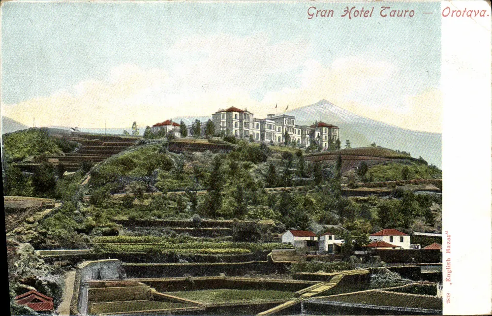 Gran Hotel Tauro — Orotava — English Bazar - Frente