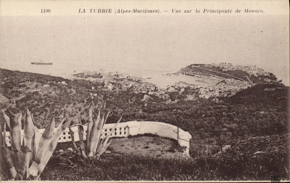 La Turbie (Alpes-Maritimes) — Ansicht der Prinzipalität Monaco — Verlag: Anciens Cartes & Cie, Paris - Vorderseite