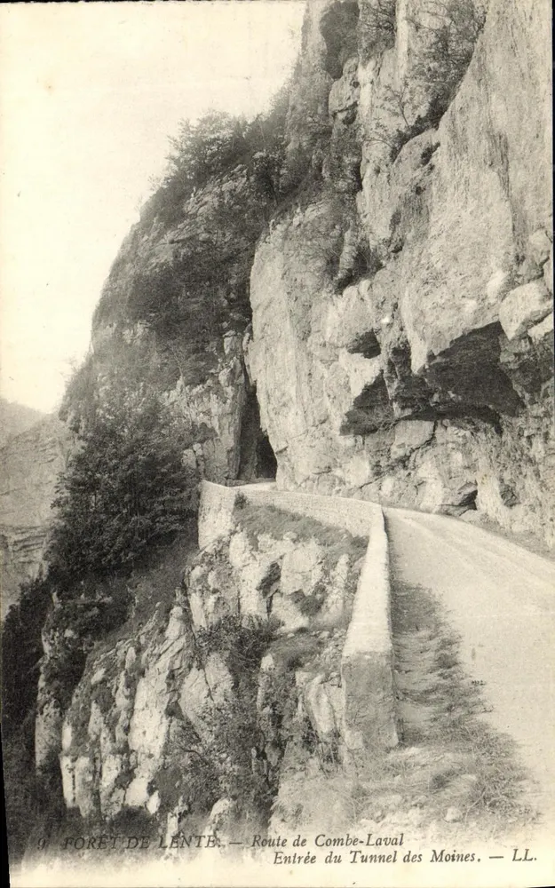 Wald von Lente — Eingang zum Tunnel der Mönche — LL. - Vorderseite
