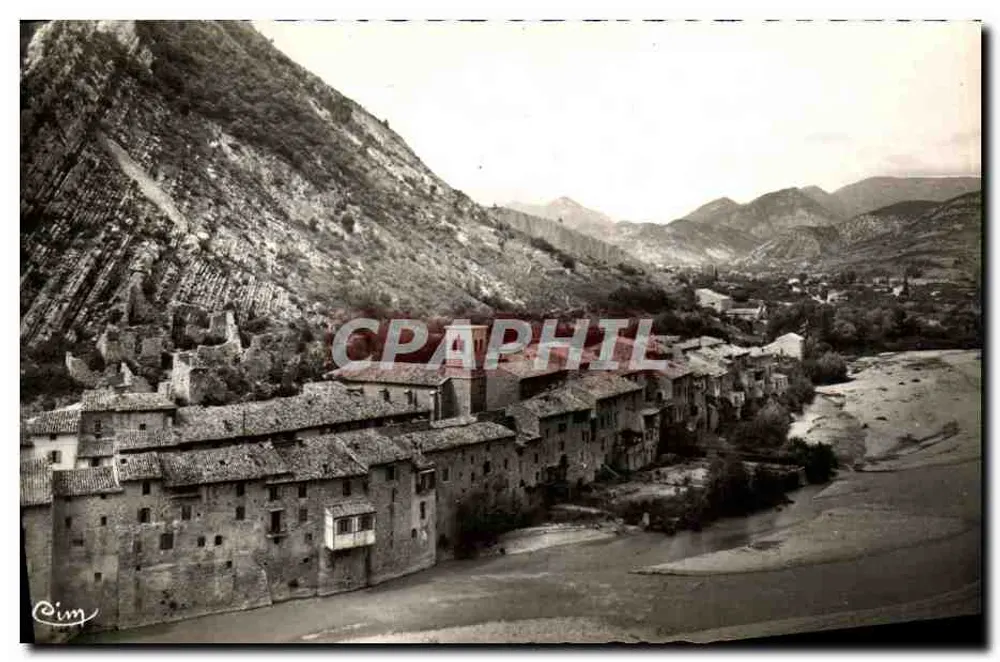Les Pilles (Drôme), lado Norte — vista panorâmica — Foto Combier Macon - Frente