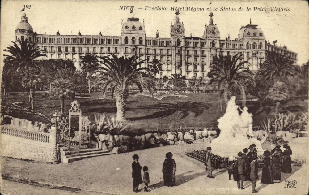 Nice — Excelsior-Hôtel Regina und die Statue der Königin Victoria — JND Phot. - Vorderseite