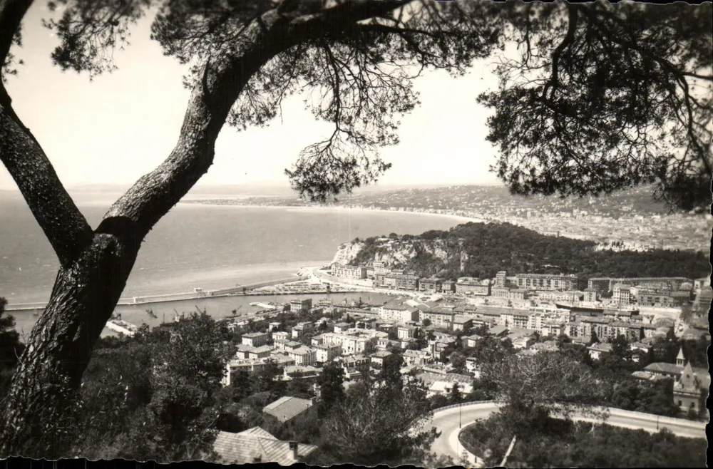 A Costa Azul — Vista Geral tirada do Monte Boron — L. Galleta, Nice - Frente