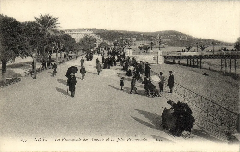 Nice — Die Promenade des Anglais und die Jetée Promenade — LL. n° 235 - Vorderseite