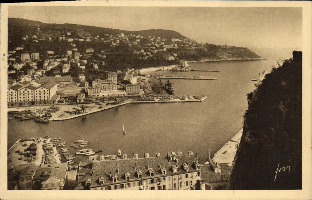 Hafen von Nice — Eingang zum Hafen und Berg Boron — La Douce France, n°88 - Vorderseite