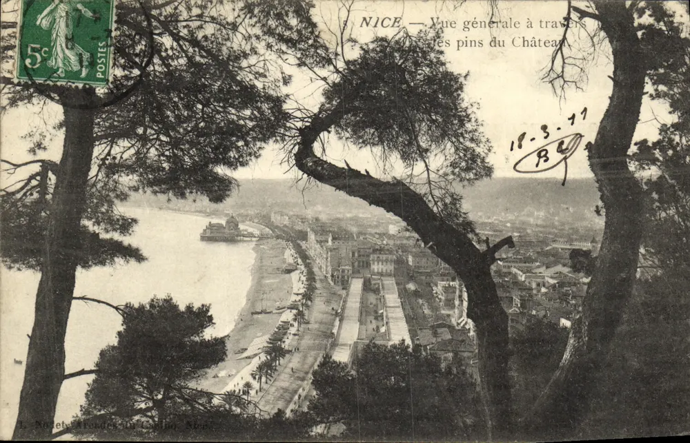 NICE — Vista geral através dos pinheiros do Castelo — L. Nocellet & Cie, Nice - Frente