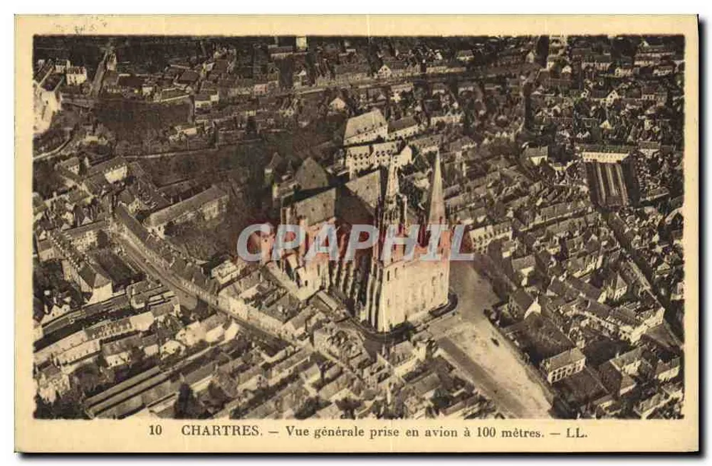 Chartres — Allgemeiner Blick aus einem Flugzeug auf 100 Metern — LL. - Vorderseite
