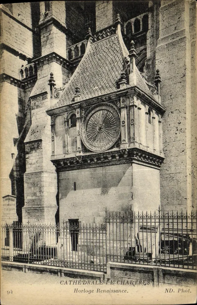 Catedral de Chartres — Relógio da Renascença — ND. Phot. - Frente
