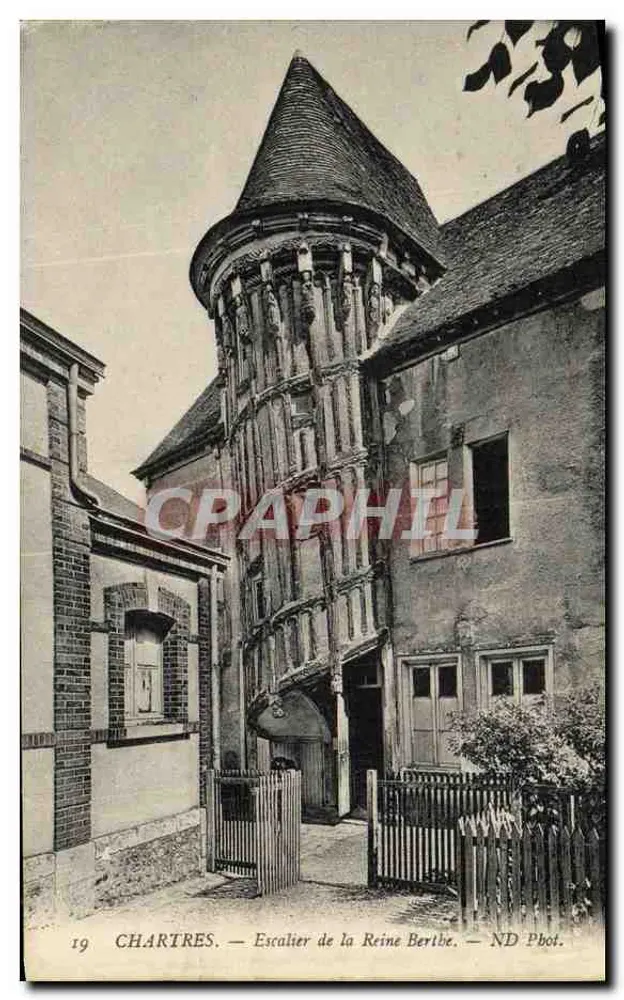 Chartres — Escalera de la Reina Berthe — ND Fot. - Anverso