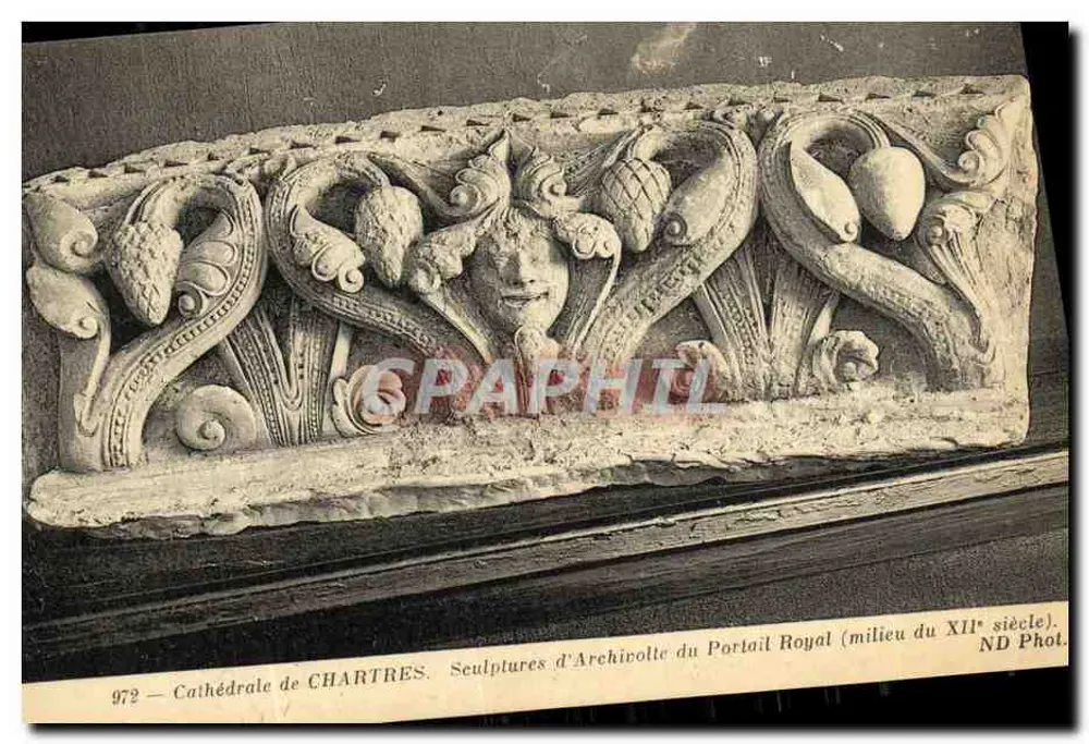Kathedrale von CHARTRES — Skulpturen der Archivolte des Königstor (Mitte des 12. Jahrhunderts) — ND Fotografie - Vorderseite