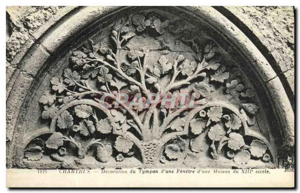 Chartres — Verzierung des Tympanons eines Fensters eines Hauses des 13. Jahrhunderts — Jhot - Vorderseite