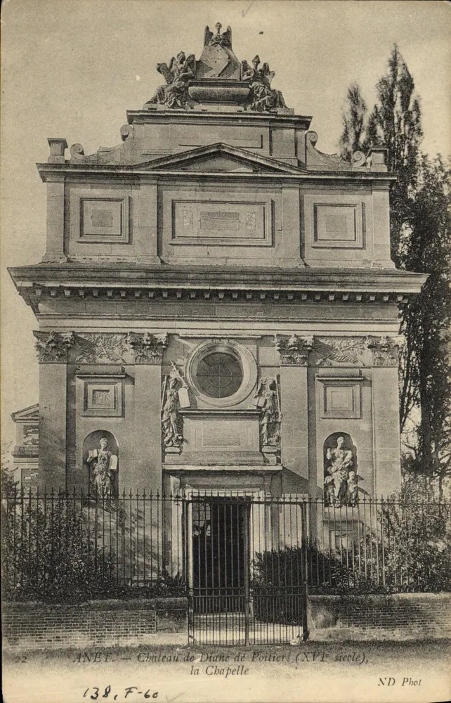 Anet — Schloss Diane de Poitiers (16. Jahrhundert), die Kapelle - Vorderseite