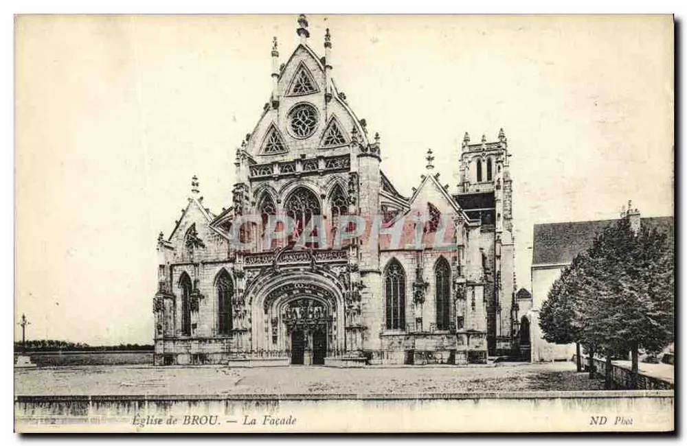 Igreja de BROU — A Fachada — ND Pilot - Frente