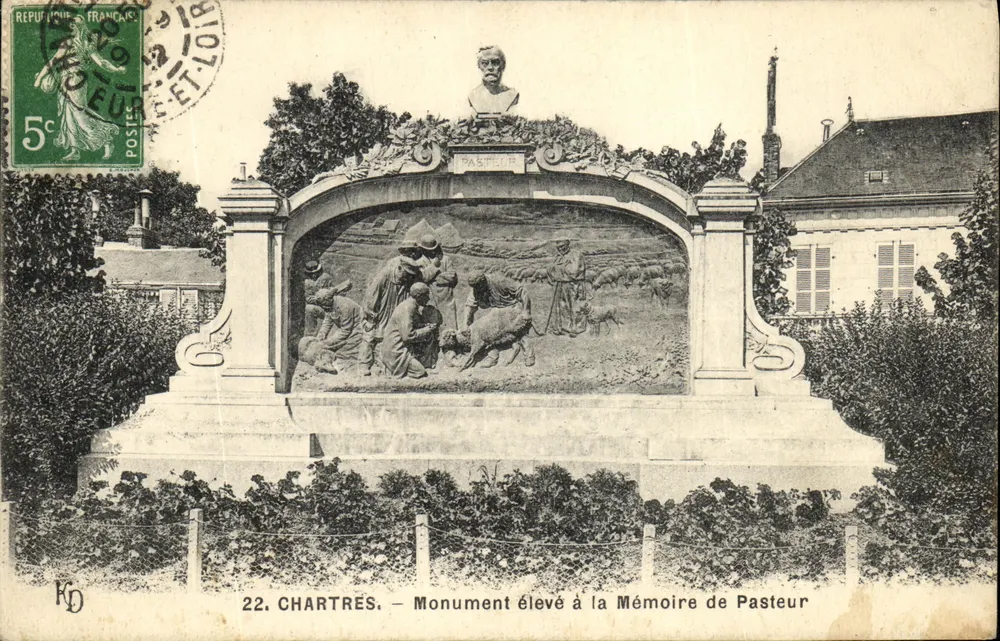 Chartres — Monumento erguido em Memória de Pasteur — editor KD, n°22 - Frente