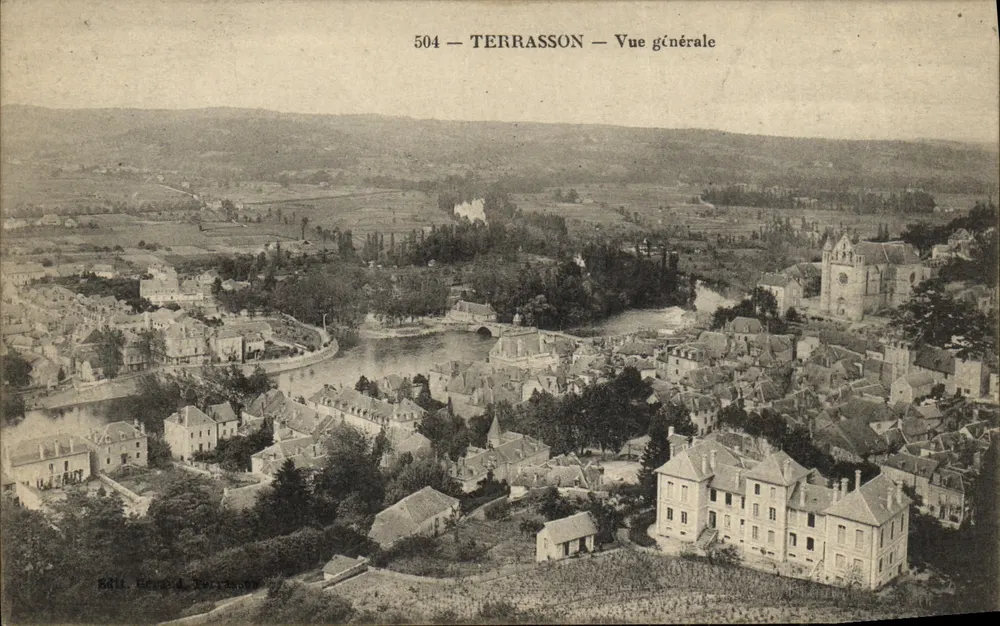 Terrasson — Vista geral — Editor G. Gerard, Terrasson, n° 504 - Frente