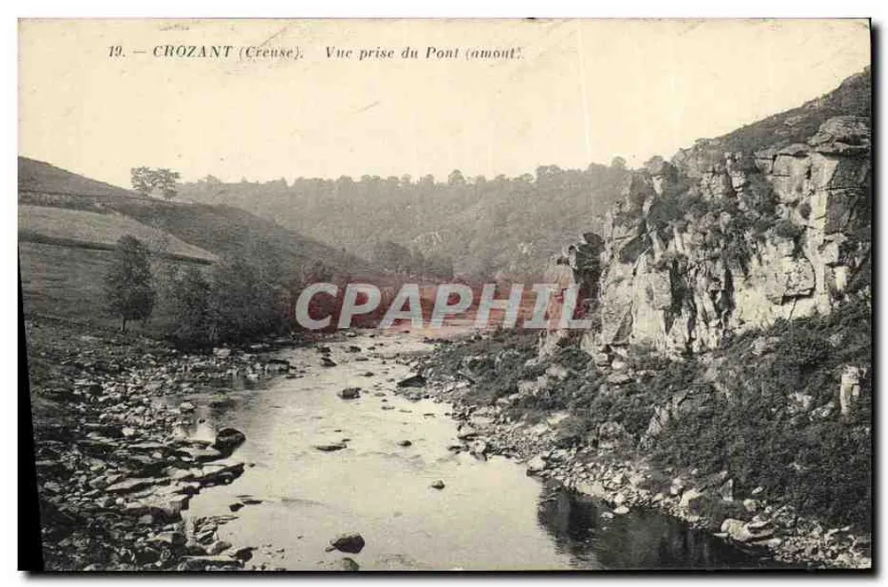 Crozant (Creuse) — Vista tirada do Pont (acima do rio) — editor não identificado, n° 19 - Frente