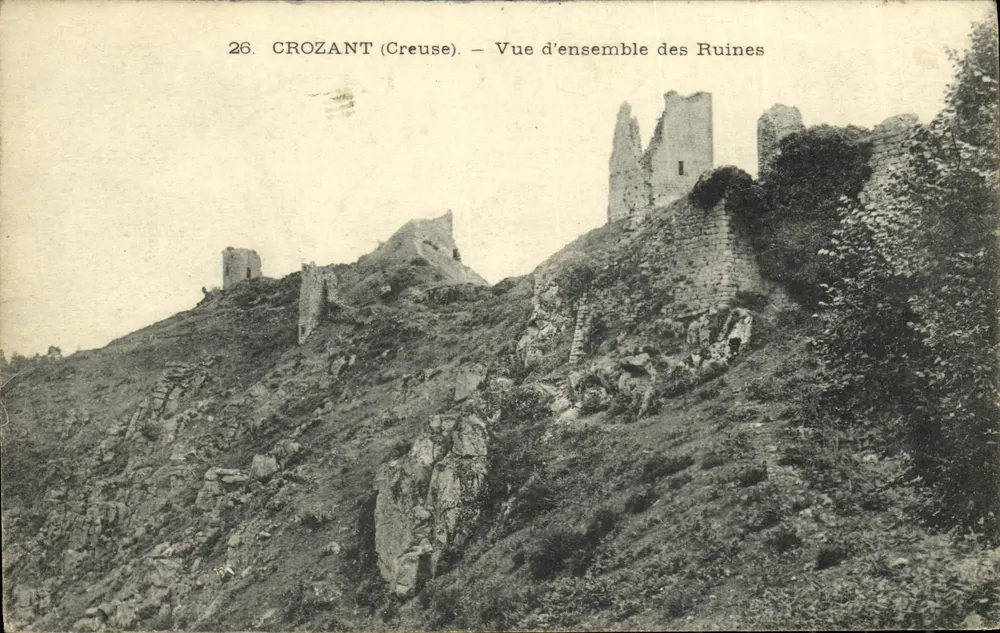 Crozant (Creuse) — Visão geral das Ruínas — Editor não identificado, n° 26 - Frente