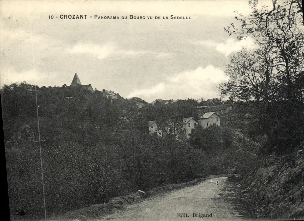 Croizant - Panorama des Dorfes von der Sedelle aus — Edit. Brigand, n°10 - Vorderseite