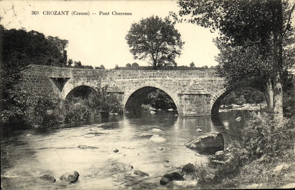 CROZANT (Creuse) — Pont Charreau — editor anônimo, n° 369 - Frente
