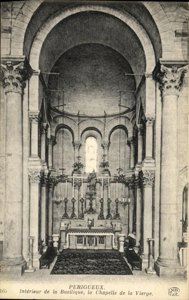 Périgueux — Innenansicht der Basilika, die Kapelle der Jungfrau — ND phot. - Vorderseite