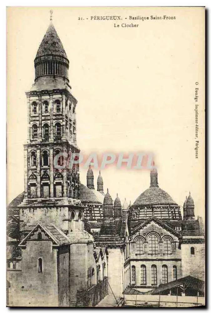 Périgueux - Basílica de São Front - A Torre da Igreja - Frente