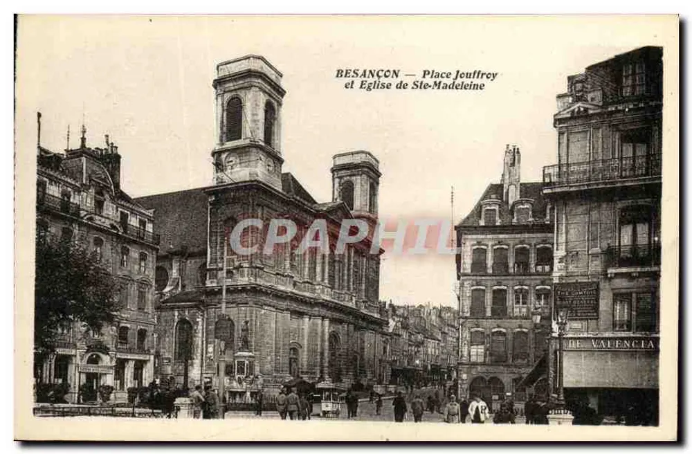 Besançon — Place Jouffroy und Kirche Sainte-Madeleine - Vorderseite